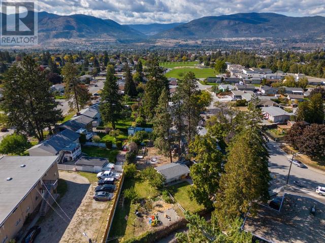 132 Mcpherson Crescent, House detached with 3 bedrooms, 2 bathrooms and 1 parking in Penticton BC | Image 48
