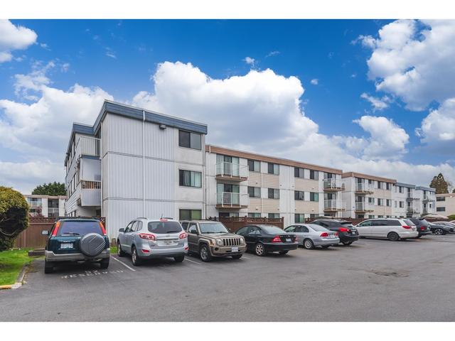 306 - 7260 Lindsay Road, Condo with 2 bedrooms, 1 bathrooms and null parking in Richmond BC | Card Image