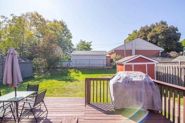790 Tenth St, House detached with 2 bedrooms, 2 bathrooms and 3 parking in Hamilton ON | Image 32