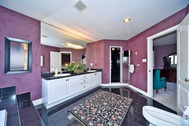 83 Ayton Cres, House detached with 4 bedrooms, 3 bathrooms and 6 parking in Vaughan ON | Image 21