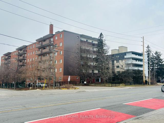 214 - 800 Kennedy Rd, Condo with 2 bedrooms, 1 bathrooms and 1 parking in Toronto ON | Image 1