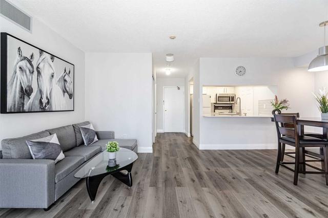 1412 - 265 Enfield Pl, Condo with 2 bedrooms, 2 bathrooms and 1 parking in Mississauga ON | Image 10