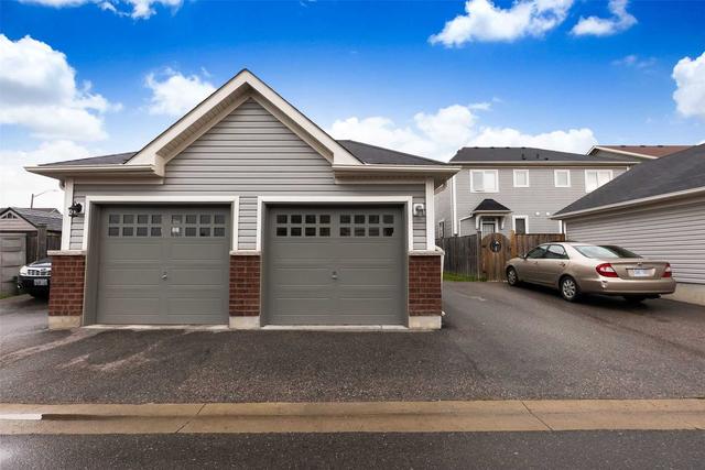 63 Ted Miller Cres, House semidetached with 3 bedrooms, 3 bathrooms and 2 parking in Clarington ON | Image 19