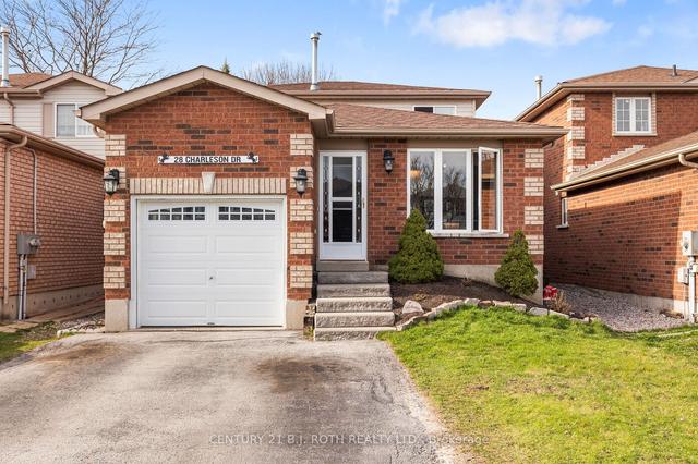 28 Charleson Dr, House detached with 3 bedrooms, 2 bathrooms and 5 parking in Barrie ON | Image 1