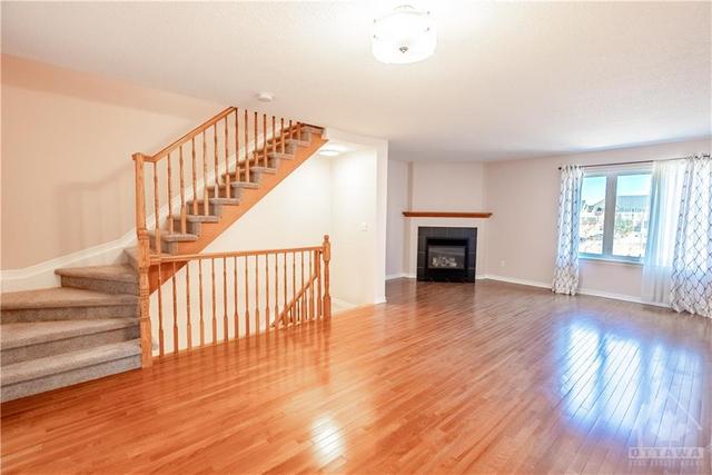 253 - 90 Edenvale Drive, Townhouse with 3 bedrooms, 3 bathrooms and 1 parking in Ottawa ON | Image 12