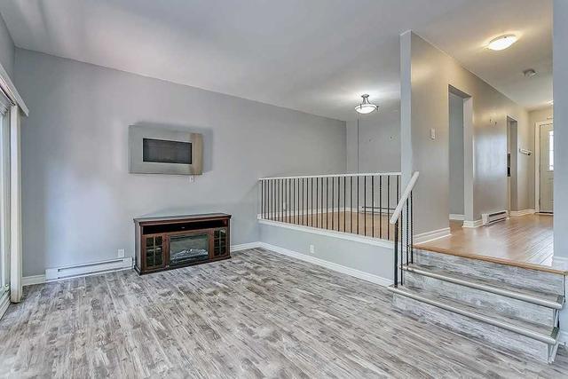 93 - 2050 Upper Middle Rd, Townhouse with 4 bedrooms, 3 bathrooms and 2 parking in Burlington ON | Image 6