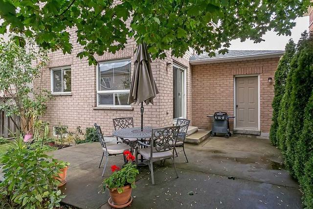 5424 Rochelle Way, House detached with 3 bedrooms, 2 bathrooms and 2 parking in Mississauga ON | Image 29