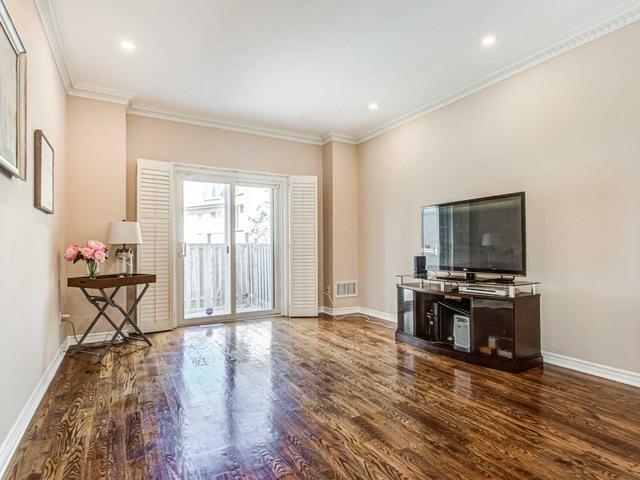 145 David Dunlap Circ, House attached with 3 bedrooms, 3 bathrooms and 2 parking in Toronto ON | Image 18