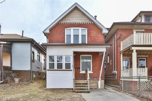 201 Darling Street, House detached with 4 bedrooms, 2 bathrooms and null parking in Brantford ON | Image 1