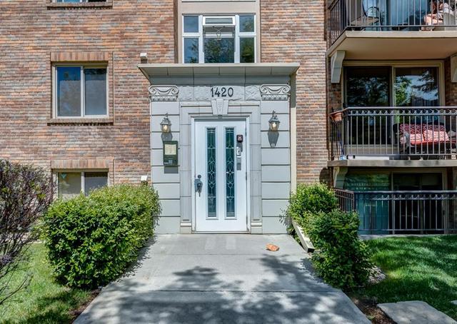 103, - 1420 Memorial Drive Nw, Condo with 1 bedrooms, 1 bathrooms and 1 parking in Calgary AB | Card Image