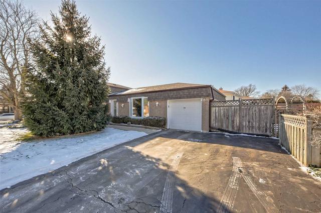 230 Mackenzie St, House detached with 3 bedrooms, 2 bathrooms and 5 parking in New Tecumseth ON | Image 12