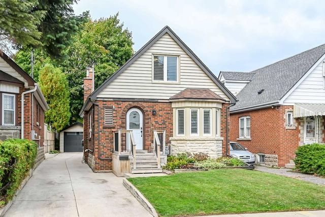 190 Houghton Ave S, House detached with 3 bedrooms, 3 bathrooms and 4 parking in Hamilton ON | Image 1