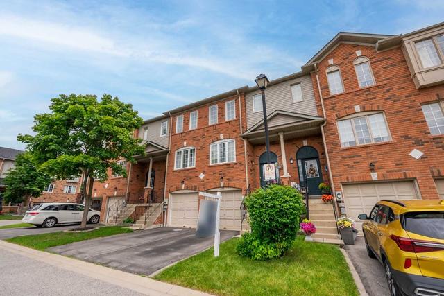 76 Aspen Pkwy, Townhouse with 3 bedrooms, 2 bathrooms and 2 parking in Whitby ON | Image 29