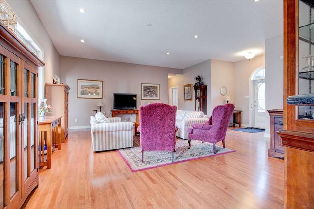 428 Lakeview Dr, House detached with 3 bedrooms, 3 bathrooms and 4 parking in Woodstock ON | Image 6