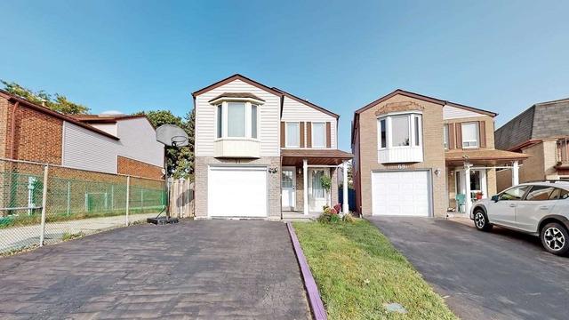 71 Sandyhook Sq, House detached with 3 bedrooms, 3 bathrooms and 4 parking in Toronto ON | Image 1