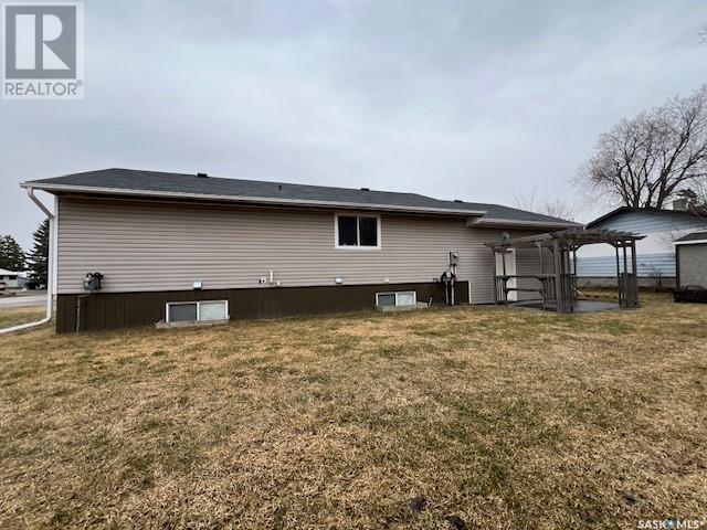 929 Veterans Avenue, House detached with 4 bedrooms, 2 bathrooms and null parking in Esterhazy SK | Image 5