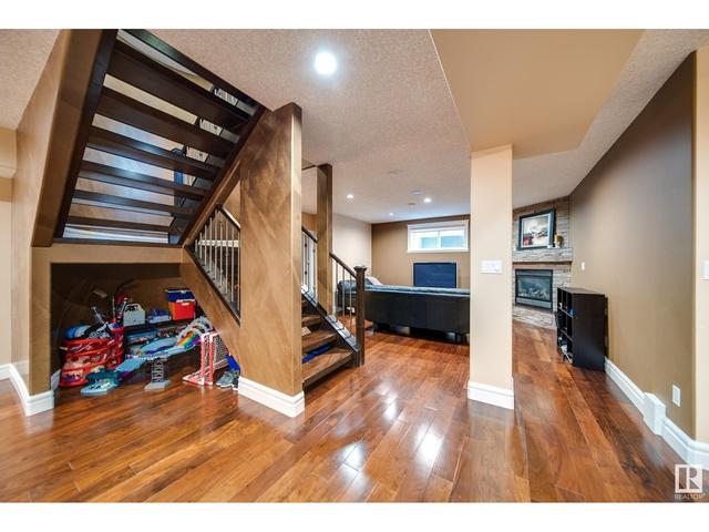 5537 Mcluhan Bl Nw, House detached with 6 bedrooms, 5 bathrooms and 6 parking in Edmonton AB | Image 38