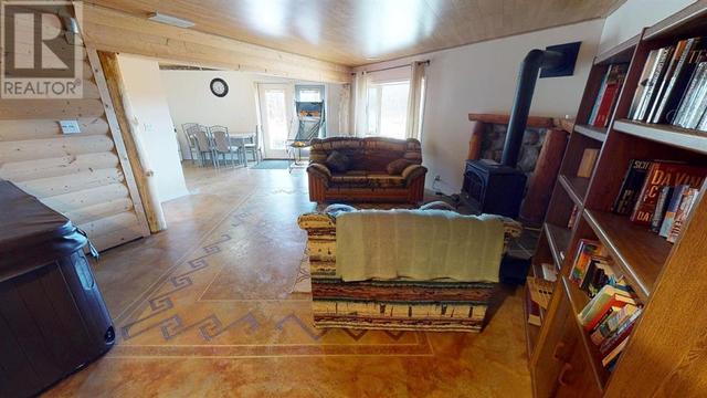 270067 Township Road 1, House detached with 4 bedrooms, 3 bathrooms and 8 parking in Cardston County AB | Image 32