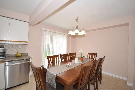 124 White Blvd, House detached with 3 bedrooms, 4 bathrooms and 2 parking in Vaughan ON | Image 5