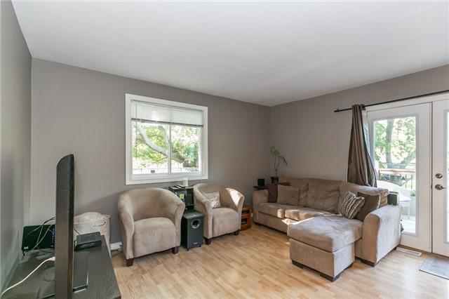 226 Foster Dr, House detached with 2 bedrooms, 1 bathrooms and 10 parking in Barrie ON | Image 14