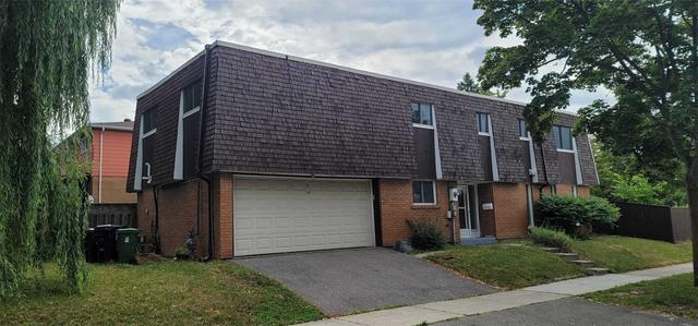 170 Silas Hill Dr, House semidetached with 5 bedrooms, 2 bathrooms and 4 parking in Toronto ON | Image 1