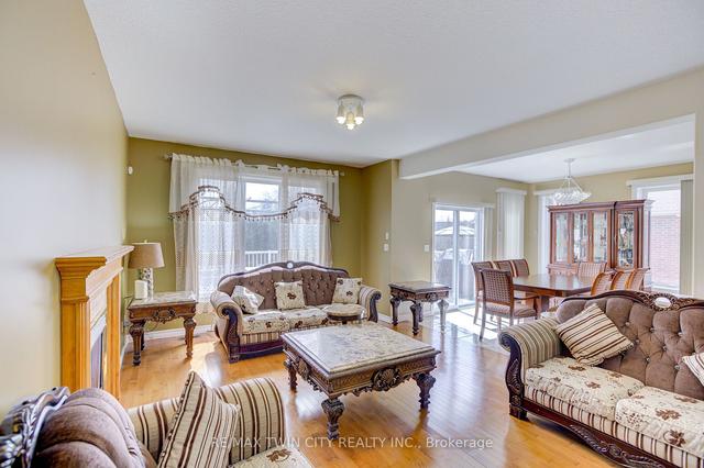 106 Country Clair St, House detached with 3 bedrooms, 4 bathrooms and 4 parking in Kitchener ON | Image 36