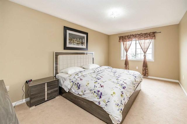 26 Murphy Rd E, House semidetached with 3 bedrooms, 4 bathrooms and 4 parking in Brampton ON | Image 7