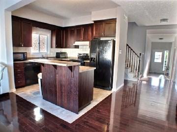 862 Laurelwood Dr, House detached with 3 bedrooms, 5 bathrooms and 2 parking in Waterloo ON | Image 3