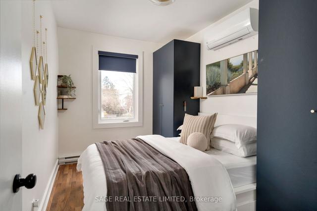 907 Palmerston Ave, House semidetached with 2 bedrooms, 2 bathrooms and 1 parking in Toronto ON | Image 18