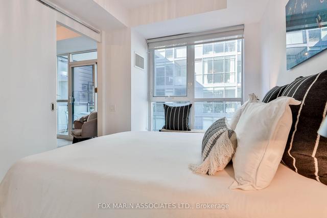 417 - 38 Howard Park Ave, Condo with 1 bedrooms, 1 bathrooms and 1 parking in Toronto ON | Image 17
