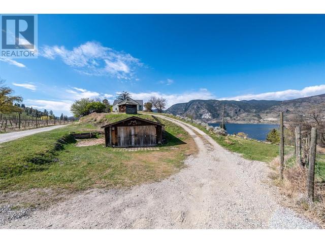 105 Spruce Road, House detached with 4 bedrooms, 3 bathrooms and null parking in Penticton BC | Image 75