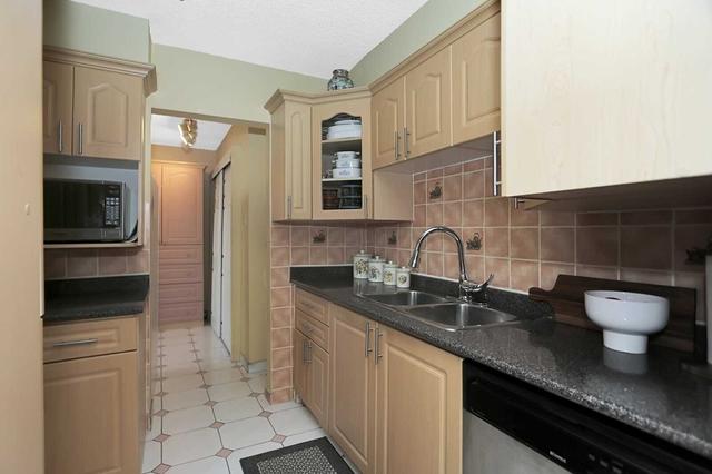 1207 - 5 Parkway Forest Dr, Condo with 2 bedrooms, 1 bathrooms and 1 parking in Toronto ON | Image 14