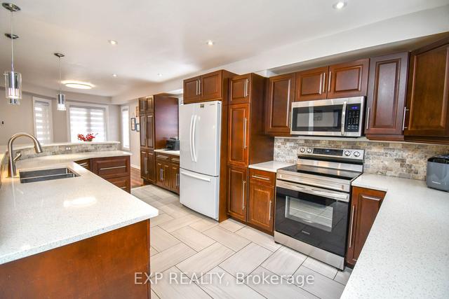 30 Aikens Cres, House attached with 3 bedrooms, 3 bathrooms and 3 parking in Barrie ON | Image 25