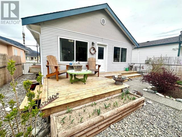 521 - 10th Avenue Unit# 1, House detached with 2 bedrooms, 2 bathrooms and 6 parking in Keremeos BC | Image 28