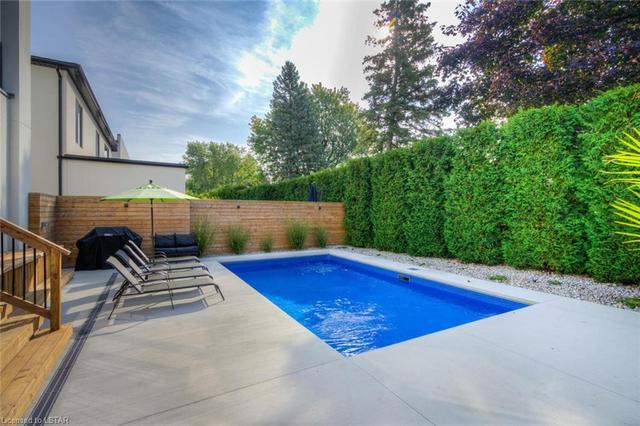 4 - 1452 Byron Baseline Road E, House detached with 4 bedrooms, 5 bathrooms and 4 parking in London ON | Image 44