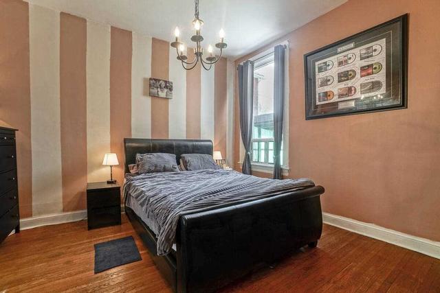 174 Lisgar St, House semidetached with 4 bedrooms, 2 bathrooms and 2 parking in Toronto ON | Image 38