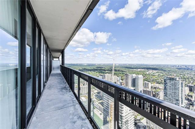 5708 - 8 Eglinton Ave E, Condo with 2 bedrooms, 2 bathrooms and 1 parking in Toronto ON | Image 18