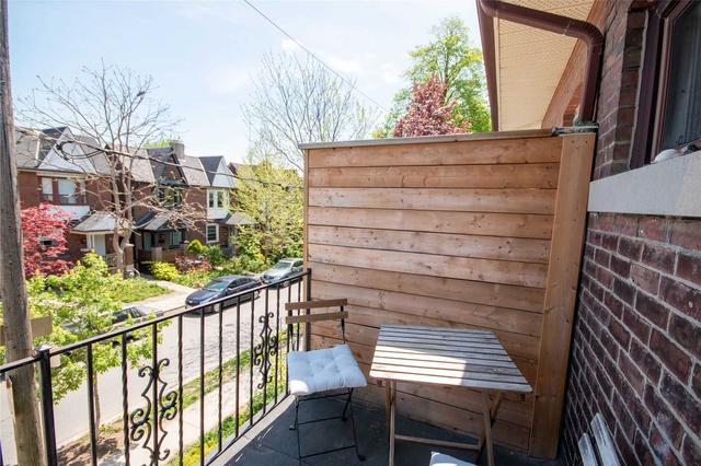 722 Gladstone Ave, House semidetached with 3 bedrooms, 2 bathrooms and 1 parking in Toronto ON | Image 11