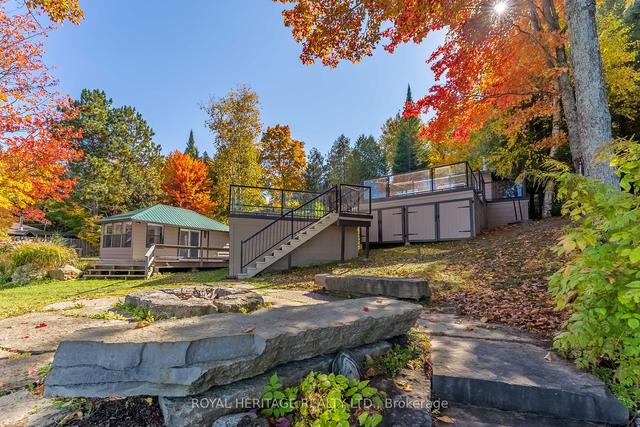 916 Siberia Rd, House detached with 6 bedrooms, 5 bathrooms and 8 parking in Madawaska Valley ON | Image 1