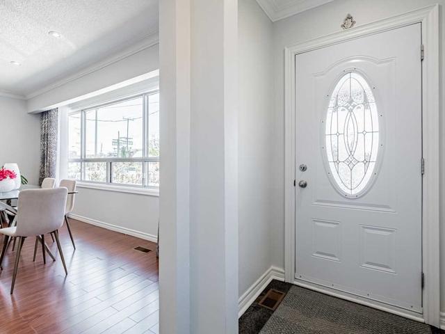 1071 Islington Ave, House detached with 3 bedrooms, 3 bathrooms and 3 parking in Toronto ON | Image 23