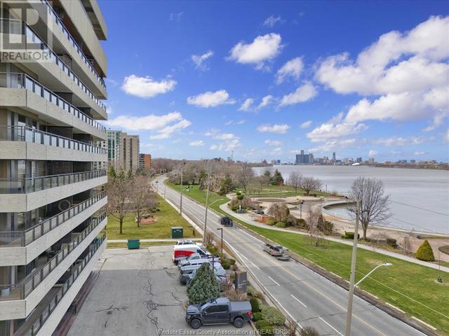 5125 Riverside Drive East, Condo with 3 bedrooms, 2 bathrooms and null parking in Windsor ON | Image 38