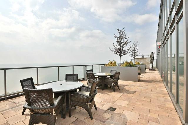 215 - 11 Bronte Rd, Condo with 2 bedrooms, 2 bathrooms and 2 parking in Oakville ON | Image 25