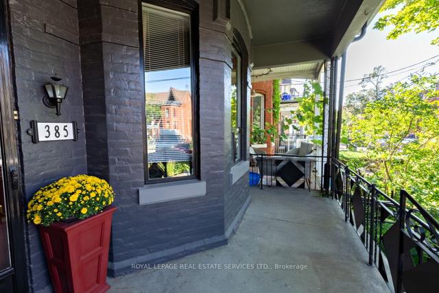 385 Manning Ave, House attached with 5 bedrooms, 2 bathrooms and 3 parking in Toronto ON | Image 23