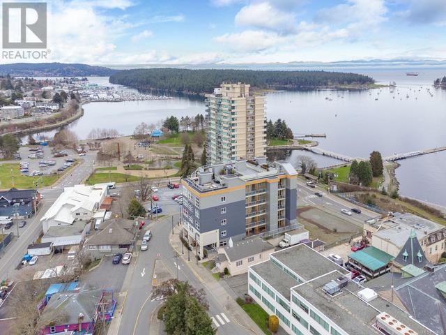 303 - 10 Chapel St, Condo with 1 bedrooms, 1 bathrooms and 1 parking in Nanaimo BC | Image 4