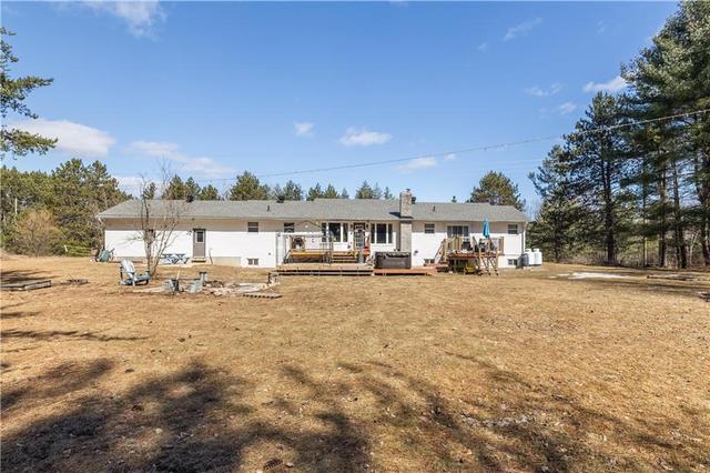 12 Sylvan Drive, House detached with 4 bedrooms, 4 bathrooms and 10 parking in Petawawa ON | Image 22