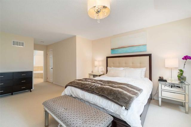 th24 - 6 Windermere Ave, Townhouse with 3 bedrooms, 2 bathrooms and 2 parking in Toronto ON | Image 2