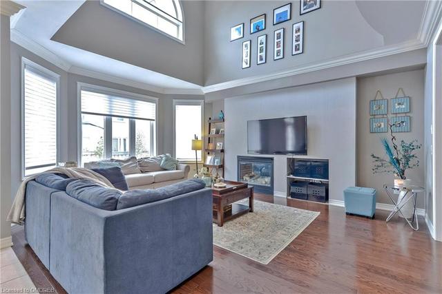 495 Hidden Tr, House detached with 4 bedrooms, 4 bathrooms and 4 parking in Oakville ON | Image 2