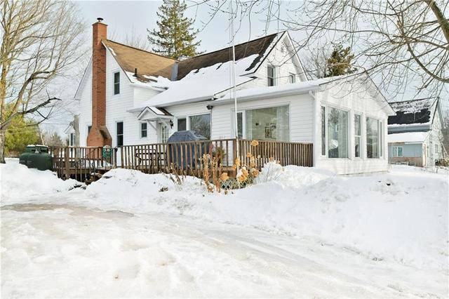 1013 Macnabb Road, House detached with 4 bedrooms, 2 bathrooms and 3 parking in Greater Madawaska ON | Image 3