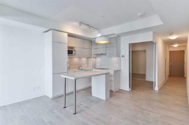 803a - 10 Rouge Valley Dr W, Condo with 1 bedrooms, 1 bathrooms and 1 parking in Markham ON | Image 1