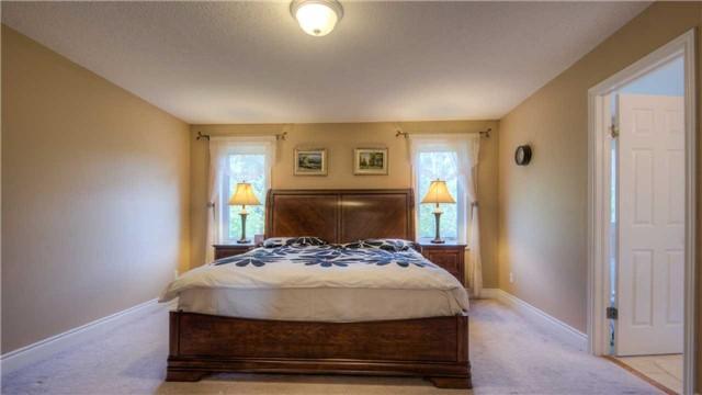 577 Violet St, House detached with 3 bedrooms, 4 bathrooms and 1 parking in Waterloo ON | Image 11